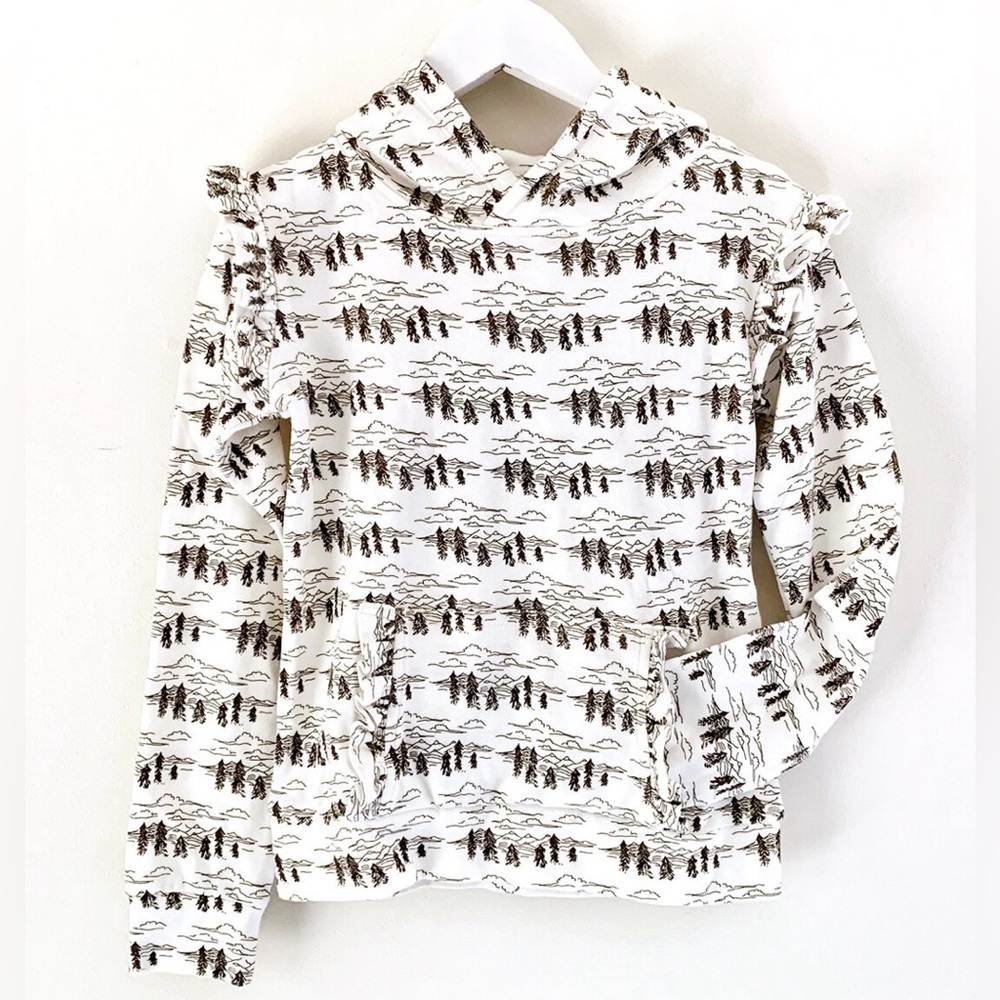 Kate Quinn Monochromatic Little Mountains Ruffle top made‎ 100% organic cotton